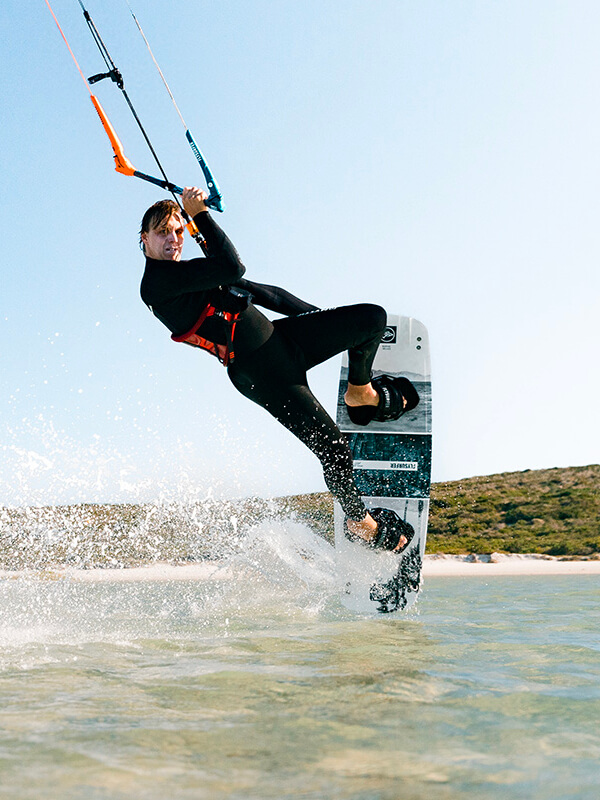 Универсальный твинтип кайтборд RADICAL7 Flysurfer Россия